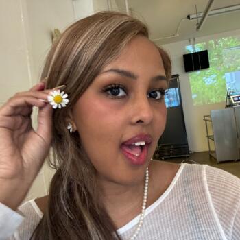 Babysitter in New York: Sundus