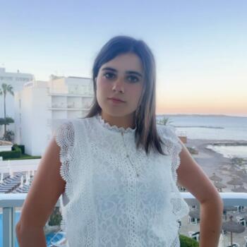 Babysitter in Wavre: Kenza