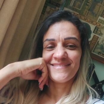 Babysitter Nova Iguaçu: Erika