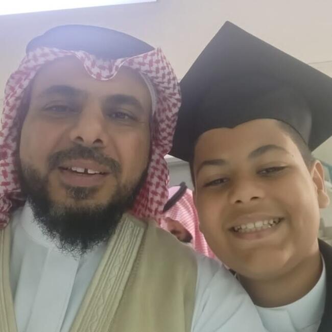 وظيفة جليسة أطفال في المدينة: Hh