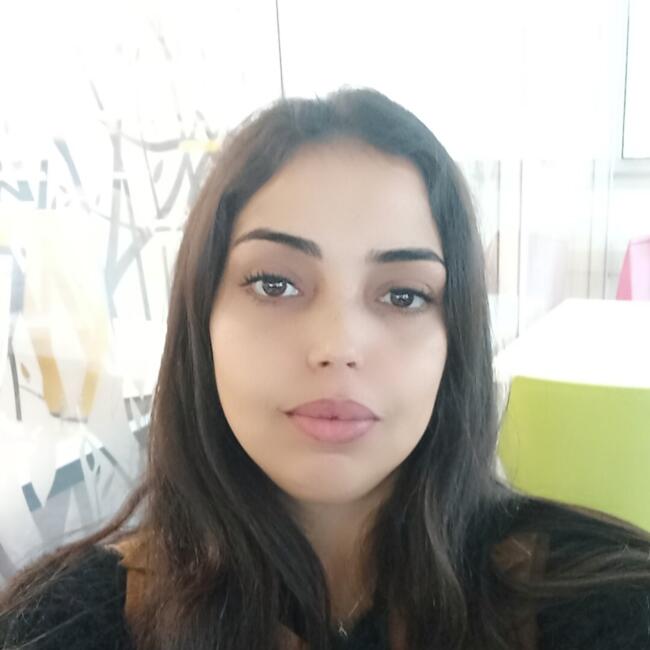 جليسة أطفال في الدار البيضاء: Meryem