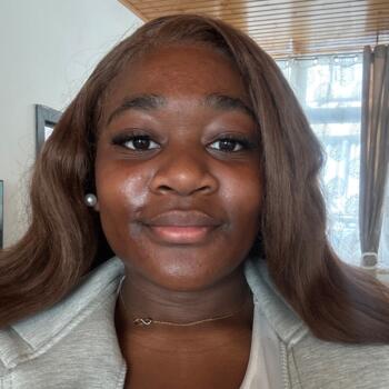 Babysitter em Anderlecht: Lisa