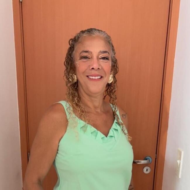Babá em Serra: Maria Edith Rocha de Souza Dit
