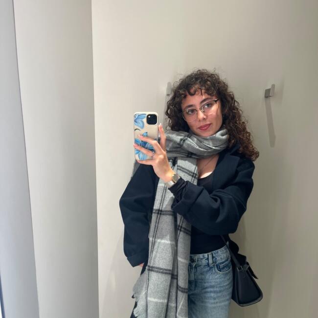 Babysitter em Odiáxere: Sofia