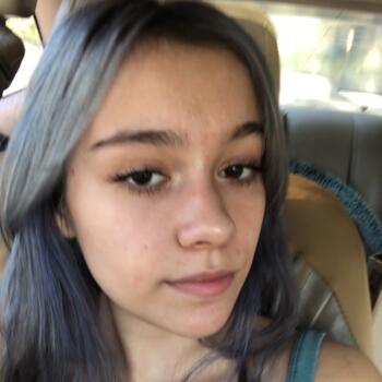 Babysitter in San Antonio: Illiana