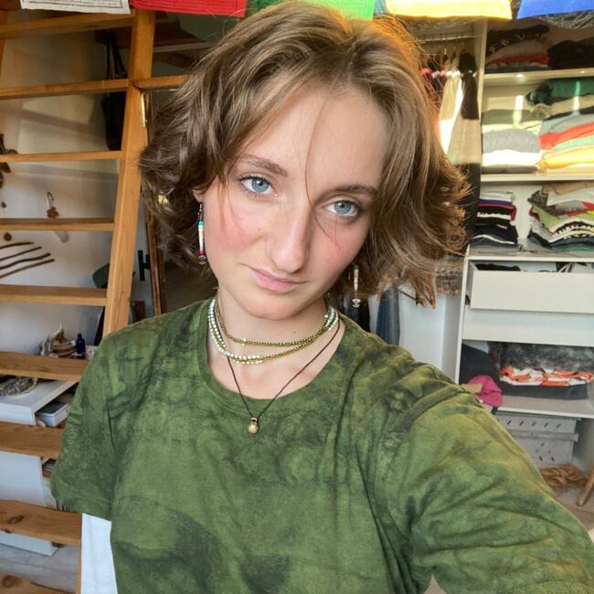 Babysitter in Allonzier-la-Caille: Luna