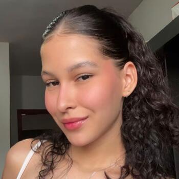 Babysitter in Senador Canedo: Dalva