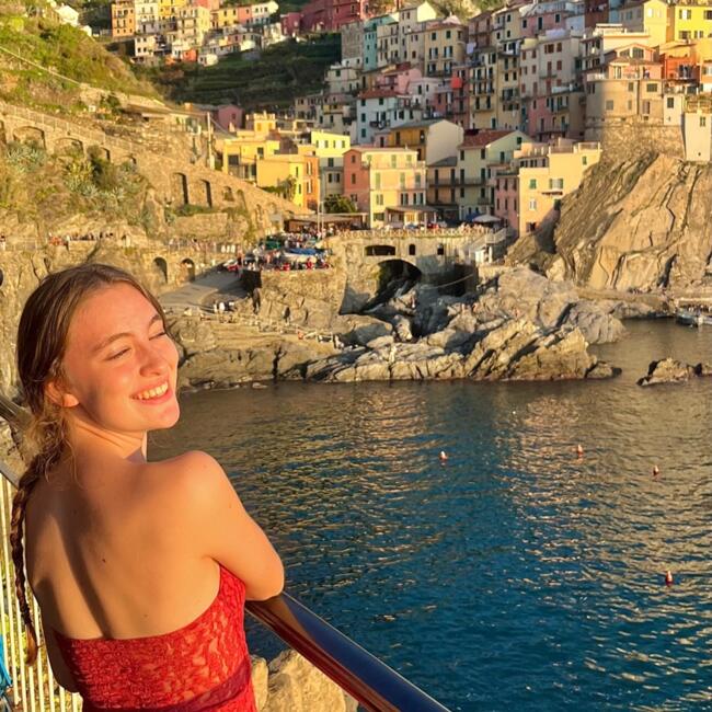 Babysitter in Laval: Clara