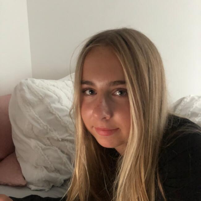 Babysitter in Christchurch: Gisele