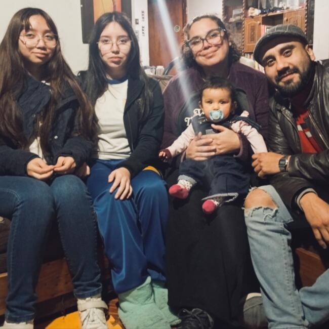 Babysitting job in San Fernando: Victoria