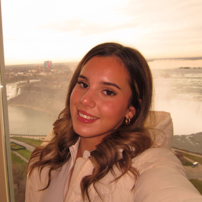 Nanny in Port Saint Lucie: Meylen