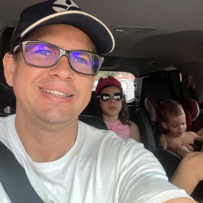 Emprego de babá em Aracaju: Danilo