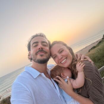 Trabajos de niñera en Jerez de la Frontera: trabajo de canguro Lucía