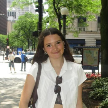 Babysitter in Boulder: Claudia