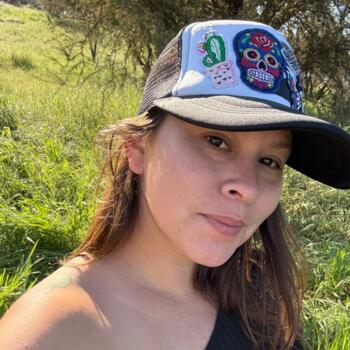 Δουλειά για babysitter στην περιοχή Lampa: δουλειά φύλαξης παιδιών Kiara