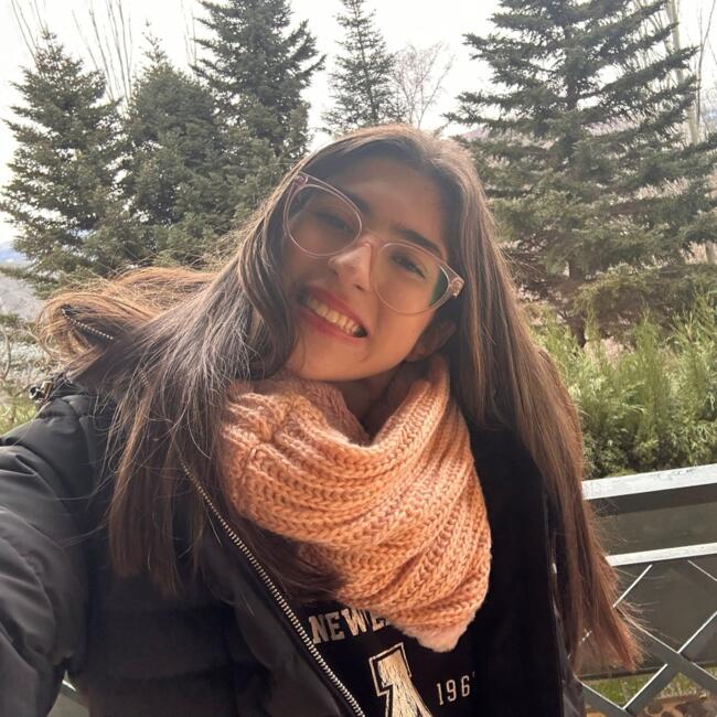 Babysitter in Oeiras: Clara