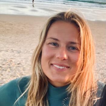 Babysitter em Almada: Amber