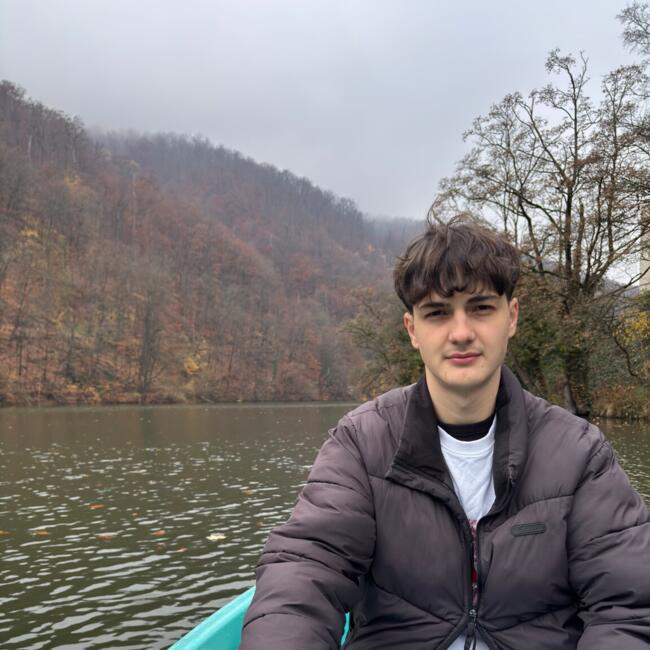 Bébiszitter Szeged területén: Rajmund