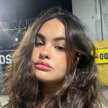 Babysitter in Santos: Maria