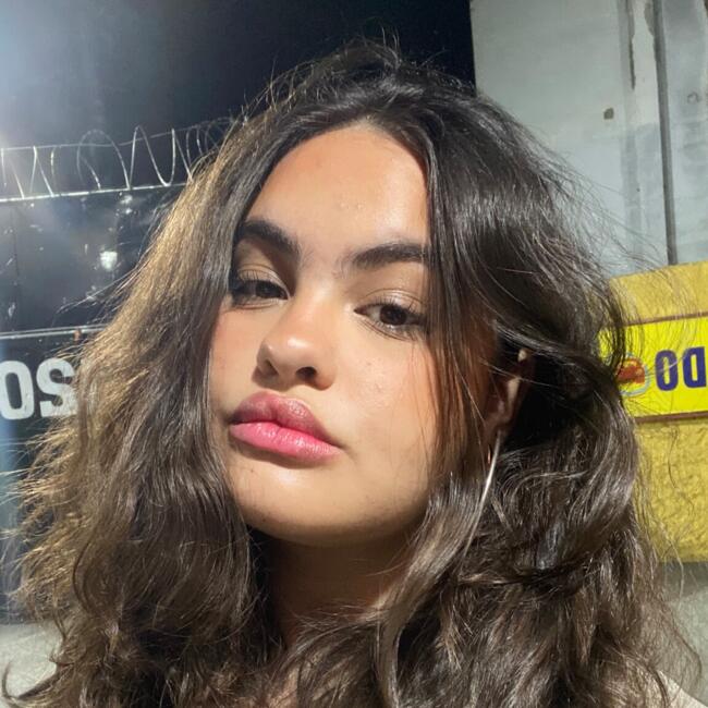 Babá em Santos: Maria