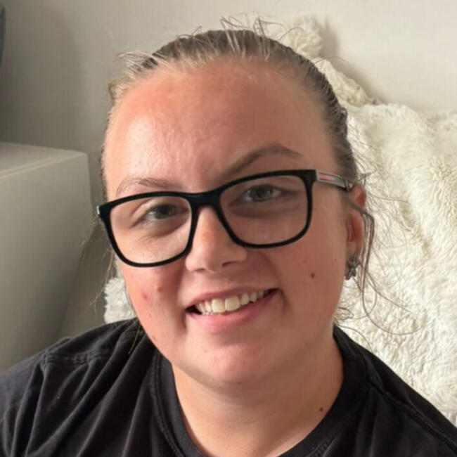 Babysitter in London: Sophie