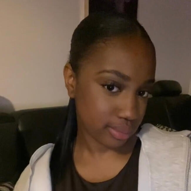 Babysitter in Molenbeek-Saint-Jean: Salimatou
