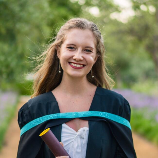 Babysitter in Stellenbosch: Inge