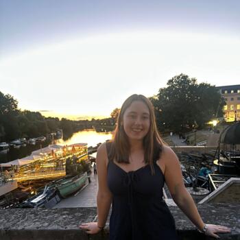 Babysitter in Camberley: Francesca