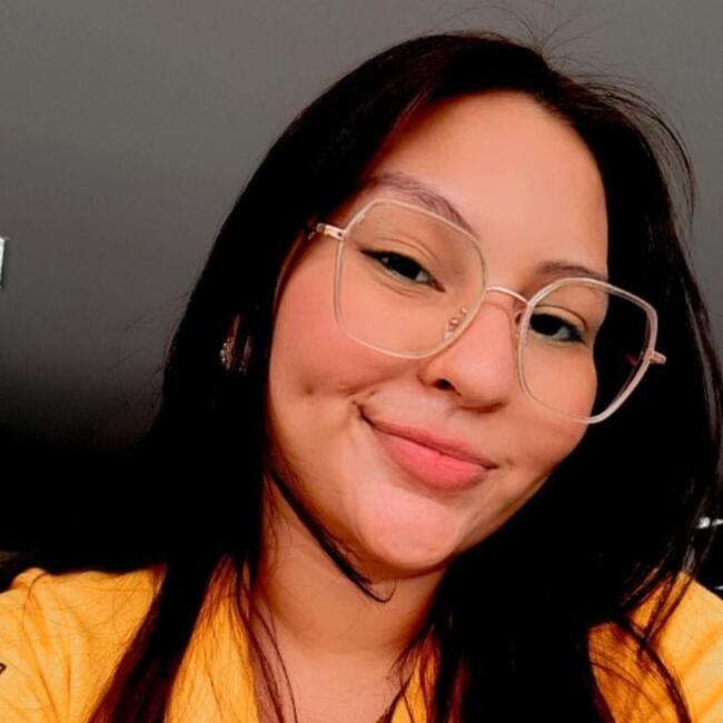 Babá em Cuiabá: Giovana