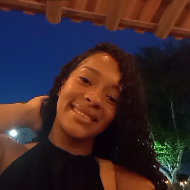 Babá em Feira de Santana: Renata