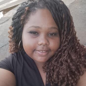 Babá em Sarandi: Anne