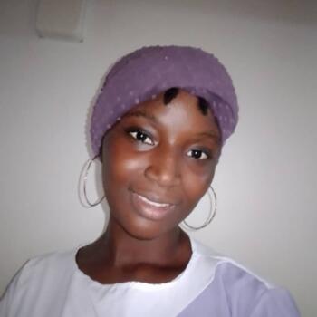 Babysitter in Abidjan: Mama Faïza