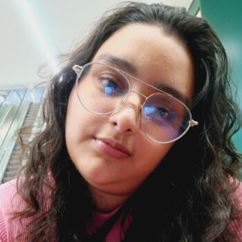 Babysitter in Petrópolis: Luana