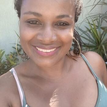 Babá São Gonçalo (São Gonçalo): Katia