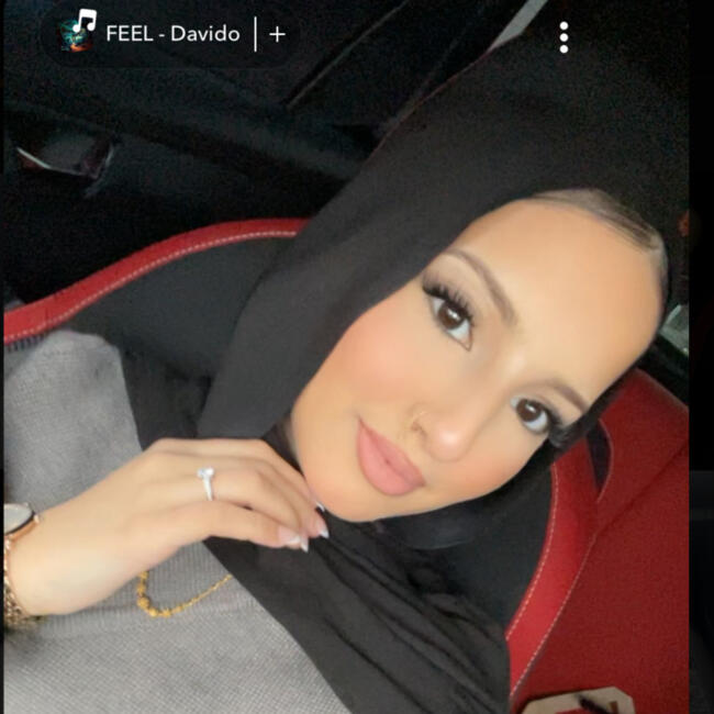 Babysitter in Bradford: Sofia