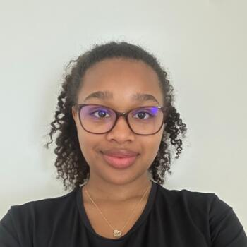 Babysitter in Obersiggenthal: Neomi