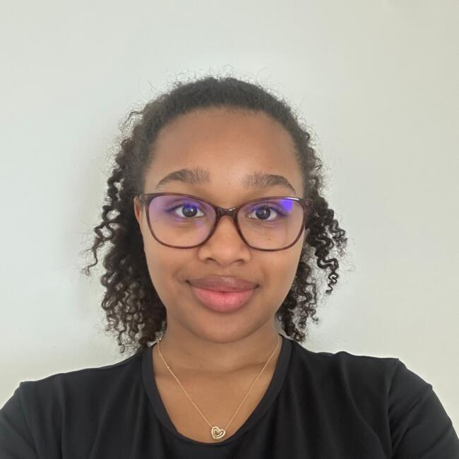 Baby-sitter in Obersiggenthal: Neomi