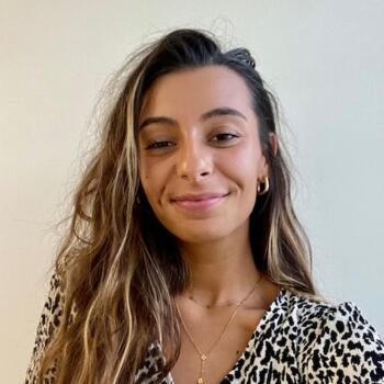 Babysitter in Saint-Jean-d'Illac: Xéna