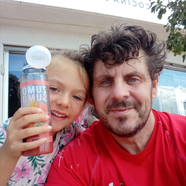 Babysitting job in El Campello: Andy & Silvana