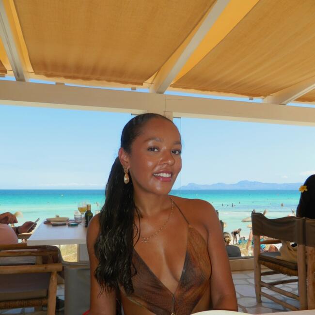 Babysitter in Llucmajor: Lily