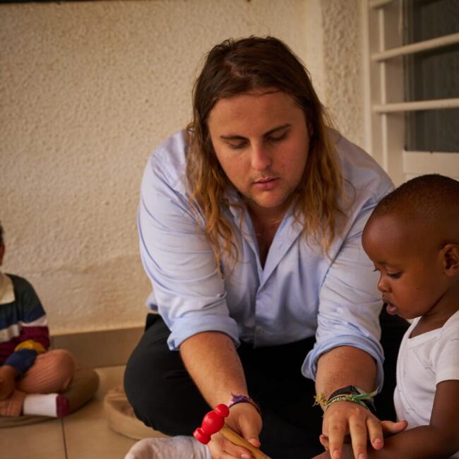 Babysitter in Saint-Denis: Alexandre