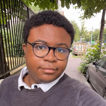 Babysitter in Paris: Tim-Jabir