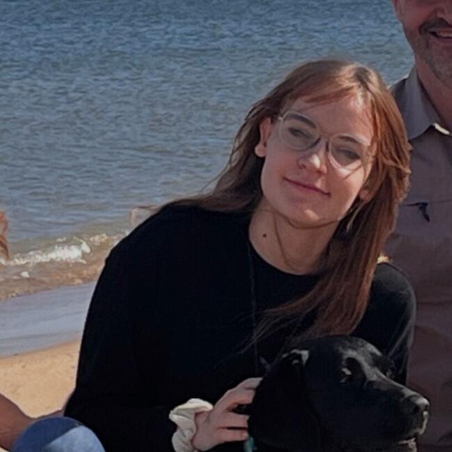 Babysitter in Münster (Hessen): Janine