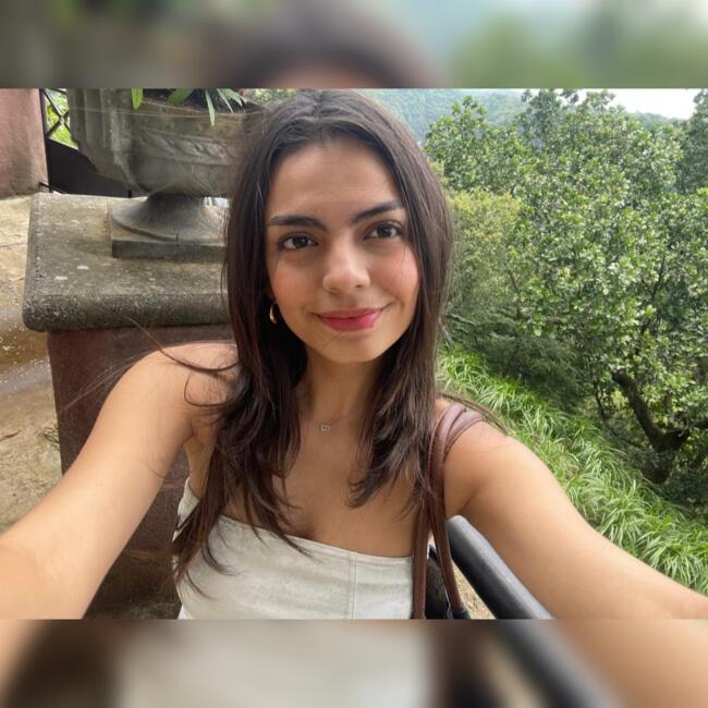 Niñera en Santa Ana: Amanda