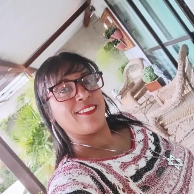 Babysitter in Maricá: Tatiana