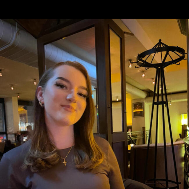 Babysitter in Essen: Cecilia