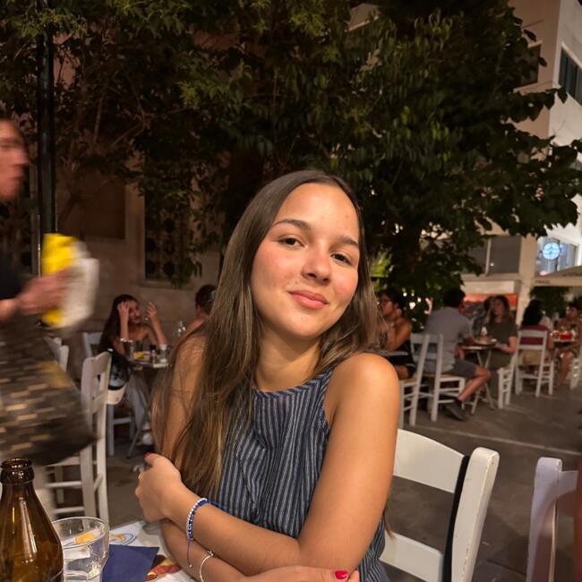 Babysitter in Lisbon: Catarina