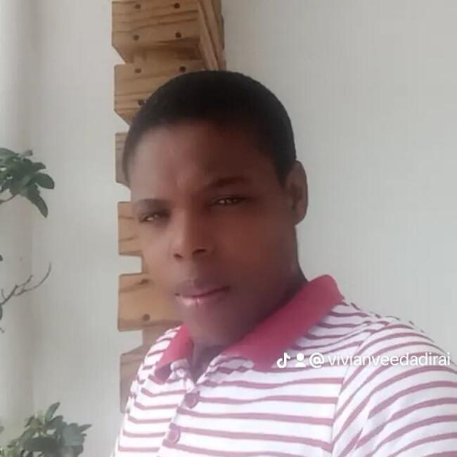 Babysitter in Cape Town: Vivian