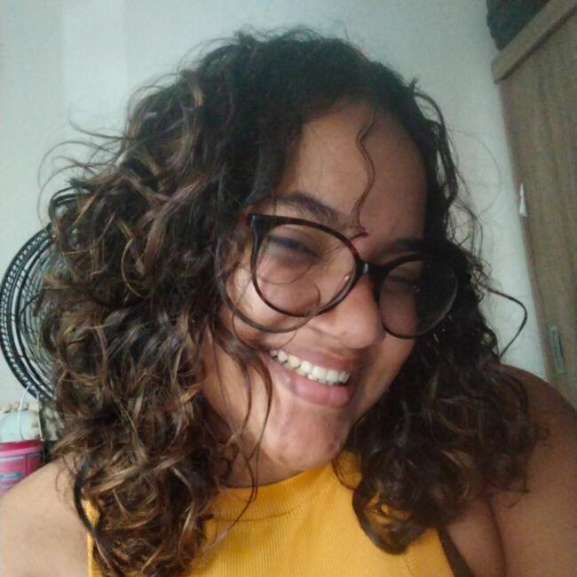 Babysitter in Fortaleza: Camila