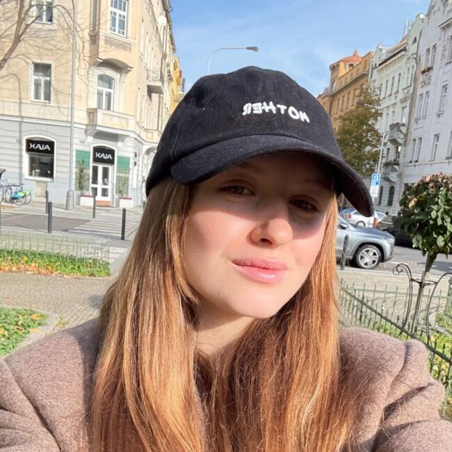 Babysitting job in Dobřejovice: Kseniia